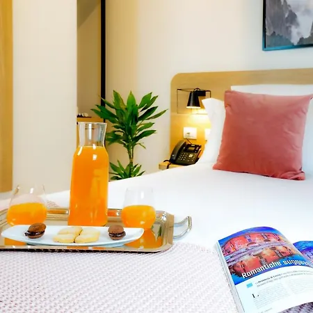 15 בית הארחה 4*